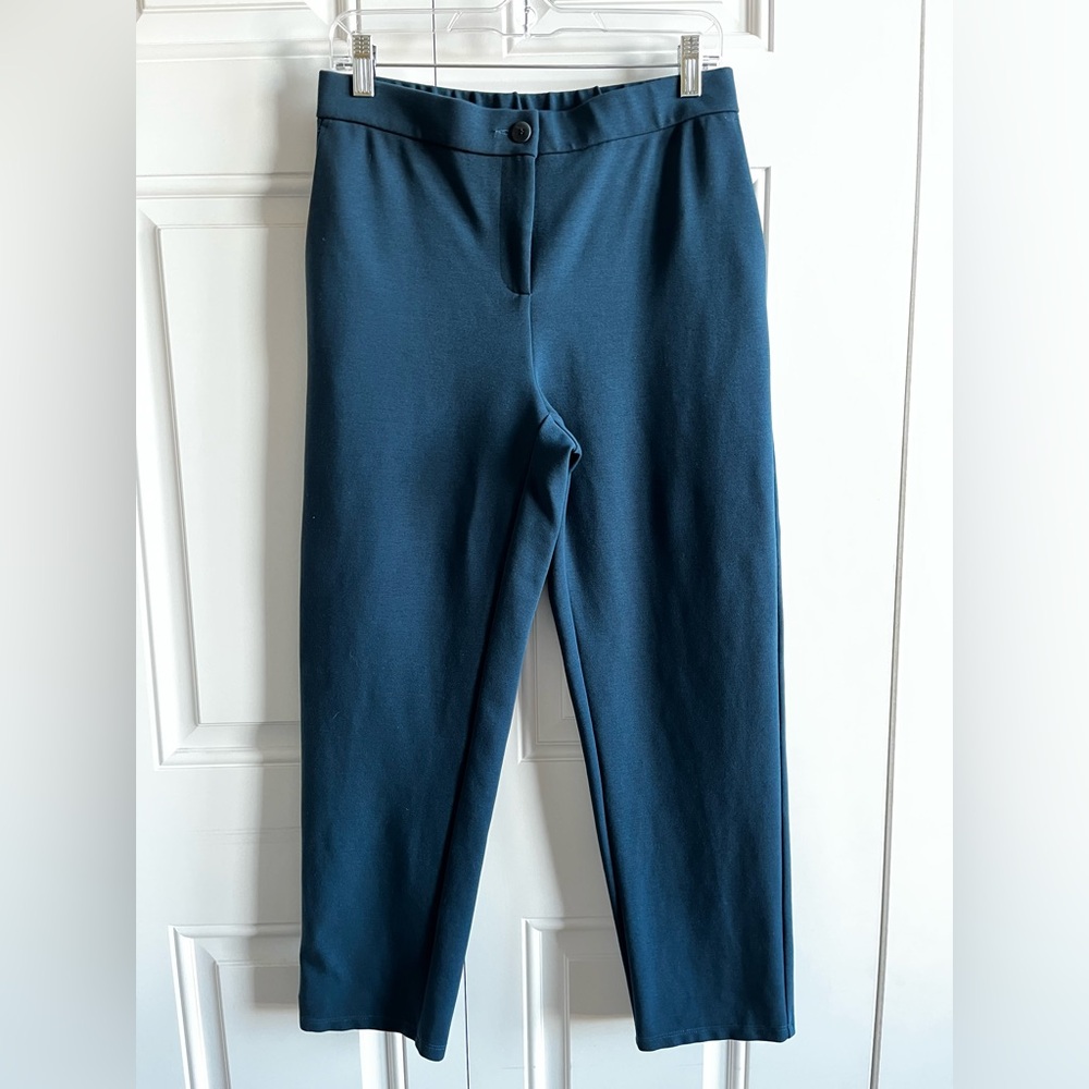 Eileen Fisher ankle length pants. Size Small.